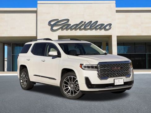 Used 2023 GMC Acadia Denali w/ Denali Ultimate Package image 2