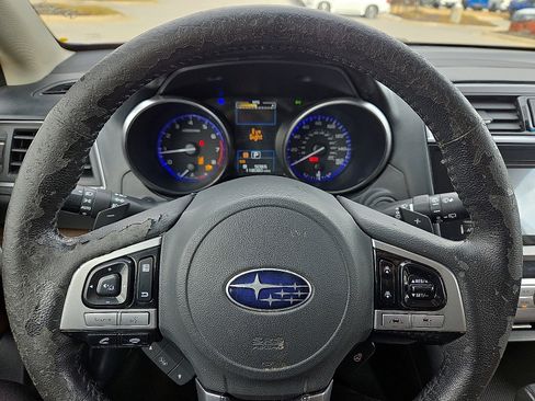 Used 2017 Subaru Outback 3.6R Touring image 24