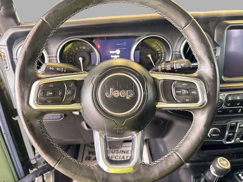 Used 2023 Jeep Wrangler Unlimited Sahara w/ Cold Weather Group AWD/4WD image 13