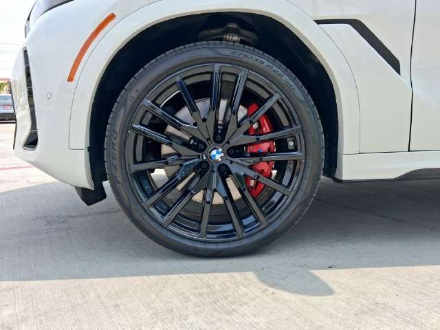 Used 2027 BMW X6 M60i w/ Executive Package AWD/4WD image 30