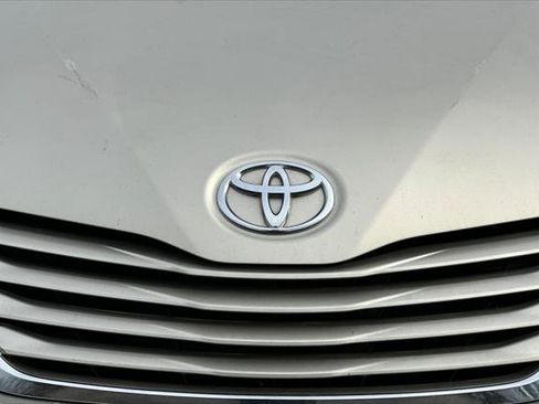 Certified 2017 Toyota Sienna LE image 10