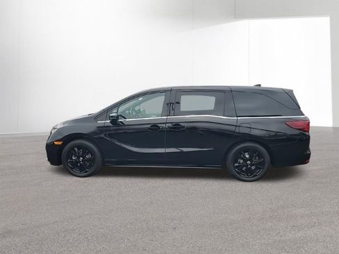 Used 2023 Honda Odyssey Sport image 5