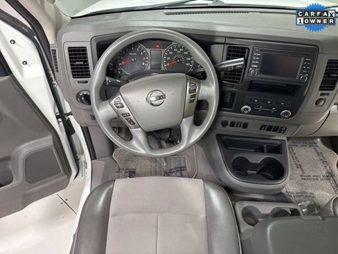 Used 2019 Nissan NV 3500 SV w/ Navigation Package image 11