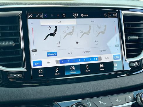 New 2026 Chrysler Voyager LX FWD image 19