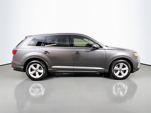Used 2023 Audi Q7 2.0T Premium w/ Convenience Package image 8