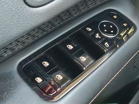 Certified 2023 Nissan Ariya FWD image 22