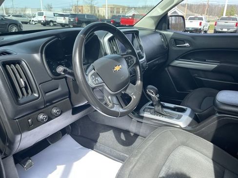 Certified 2022 Chevrolet Colorado LT w/ LT Convenience Package image 10
