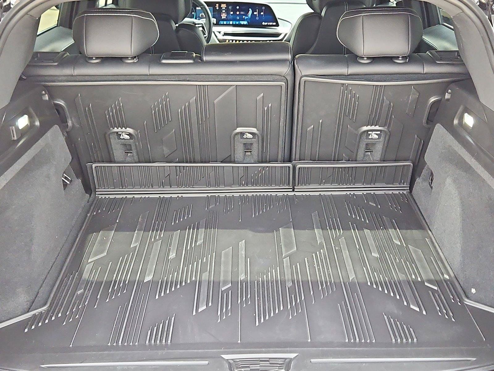 Certified 2024 Cadillac Lyriq Luxury RWD image 31