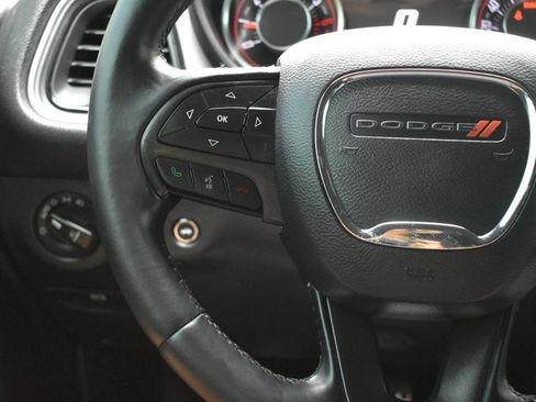 Used 2015 Dodge Challenger R/T w/ Quick Order Package 22B R/T RWD image 24