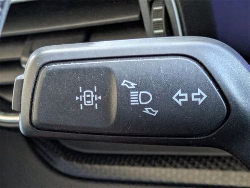 Used 2020 Ford Explorer ST w/ ST Street Pack image 39