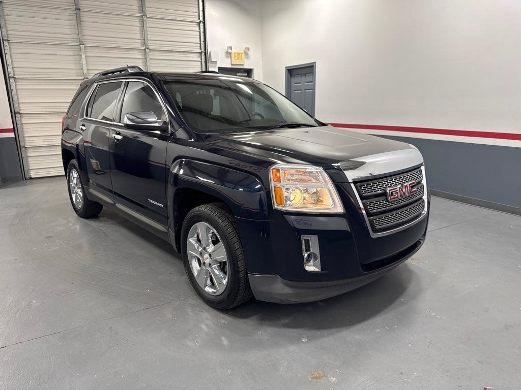 Used 2015 GMC Terrain SLT FWD image 2