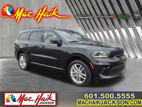 Used 2024 Dodge Durango GT image 1