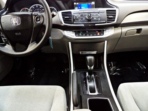 Used 2013 Honda Accord LX image 20