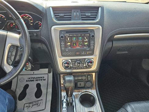Used 2015 GMC Acadia Denali image 32