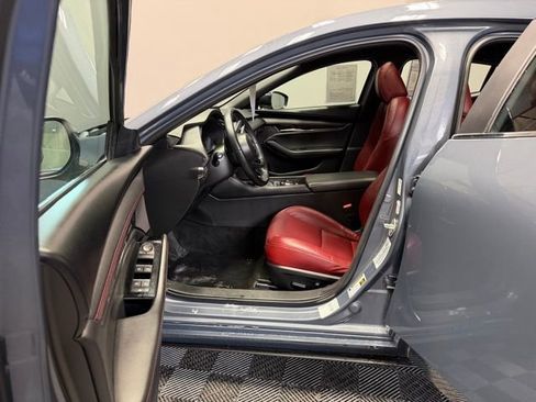 Used 2024 MAZDA MAZDA3 s image 14
