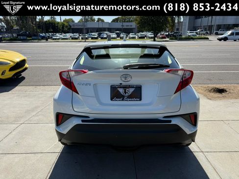 Used 2020 Toyota C-HR LE FWD image 6