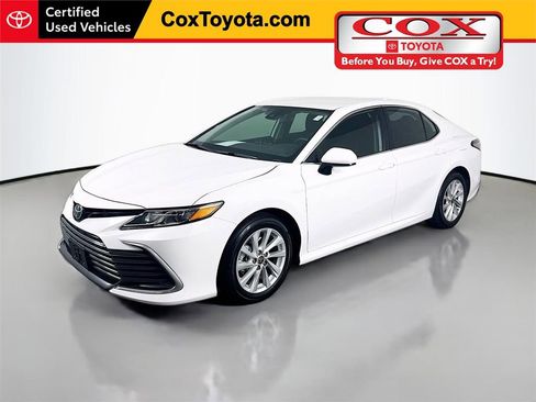Certified 2024 Toyota Camry LE image 1