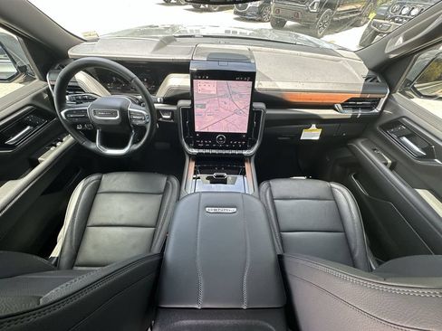 Certified 2026 GMC Yukon Denali w/ Sun & Power Step Package AWD/4WD image 21