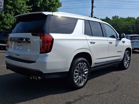 Used 2023 GMC Yukon Denali Ultimate AWD/4WD image 6