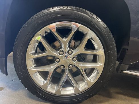 Used 2018 GMC Yukon Denali w/ Open Road Package AWD/4WD image 9