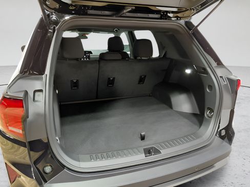 Used 2026 GMC Terrain Elevation AWD/4WD image 39