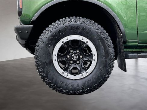 Used 2022 Ford Bronco Outer Banks w/ Sasquatch Package image 33