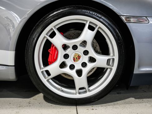Used 2005 Porsche 911 Carrera S RWD image 48