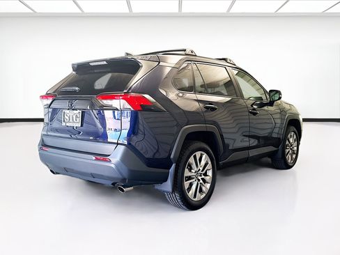Used 2025 Toyota RAV4 XLE Premium FWD image 4