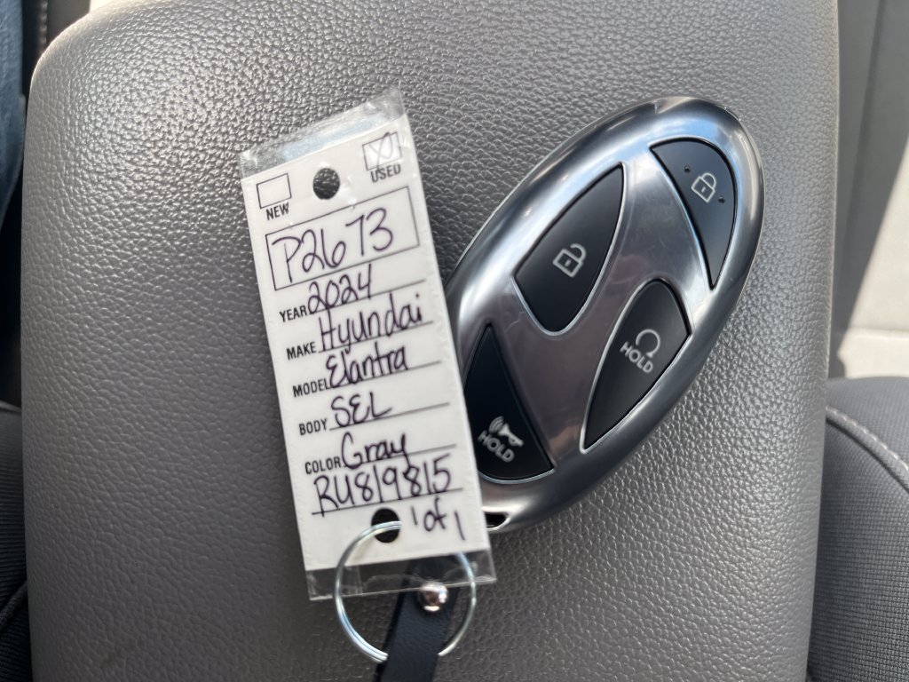 Used 2024 Hyundai Elantra SEL FWD image 23