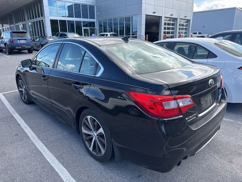 Used 2017 Subaru Legacy 2.5i Limited image 4
