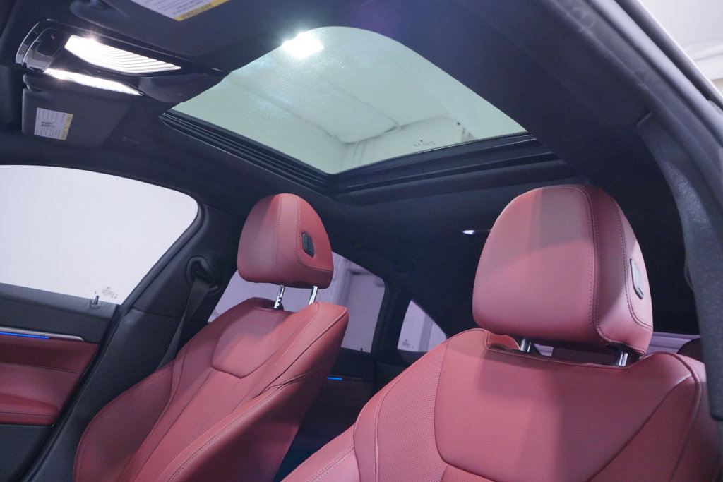 Used 2024 BMW i4 eDrive35 w/ Premium Package RWD image 9