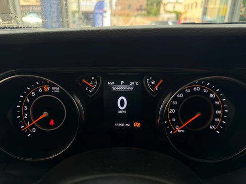 Used 2022 Jeep Wrangler Unlimited Sport AWD/4WD image 17