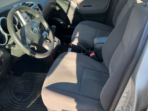 Used 2006 Toyota Matrix image 8
