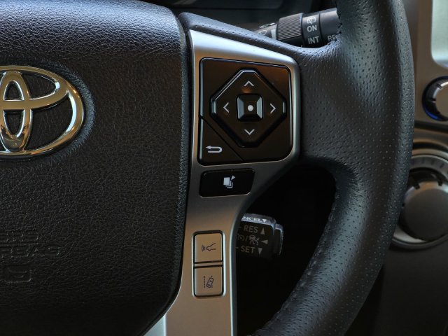 Used 2023 Toyota 4Runner TRD Sport w/ Technology Package AWD/4WD image 17