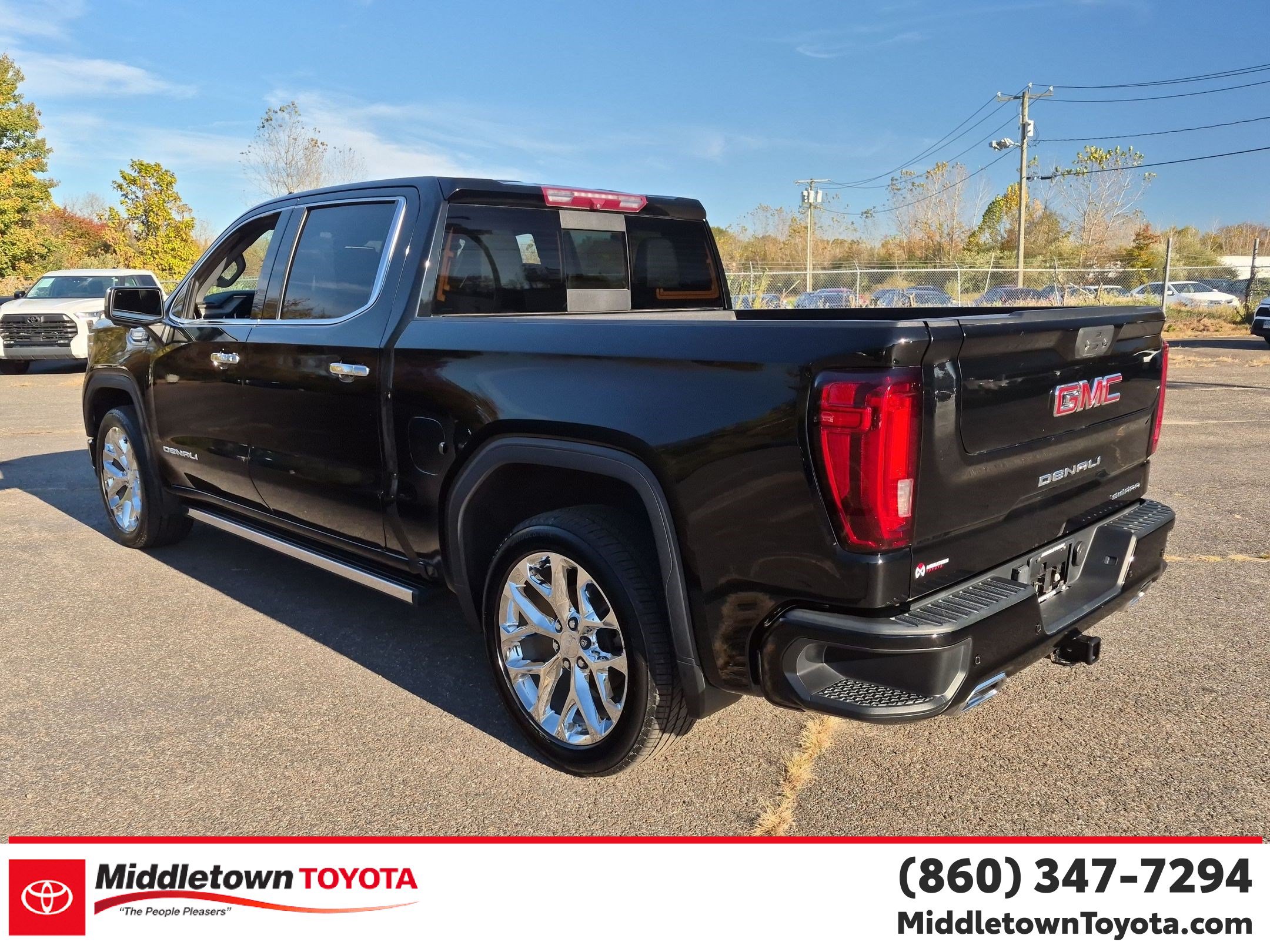 Used 2022 GMC Sierra 1500 Denali AWD/4WD image 5