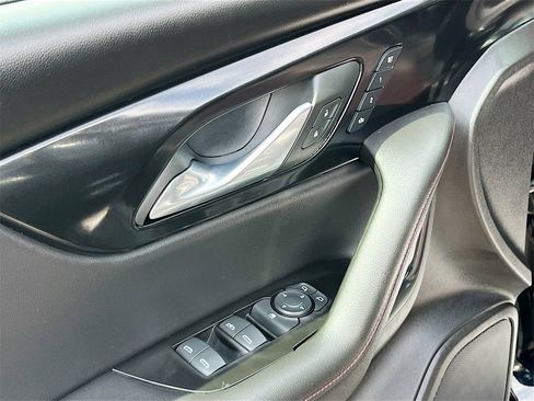 Used 2024 Chevrolet Blazer RS w/ Enhanced Convenience Package image 18