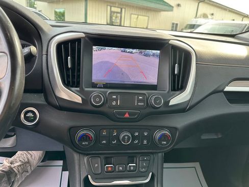 Used 2019 GMC Terrain SLE w/ Driver Convenience Package FWD image 18
