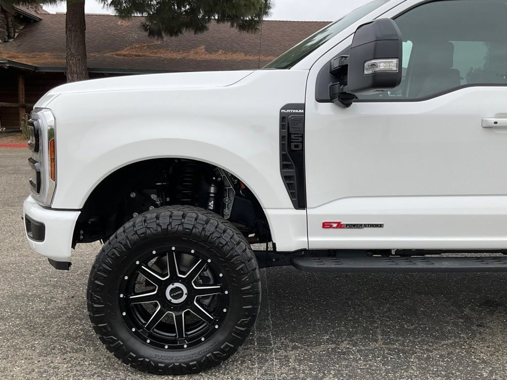 New 2025 Ford F250 Platinum w/ Tremor Off-Road Package AWD/4WD image 11