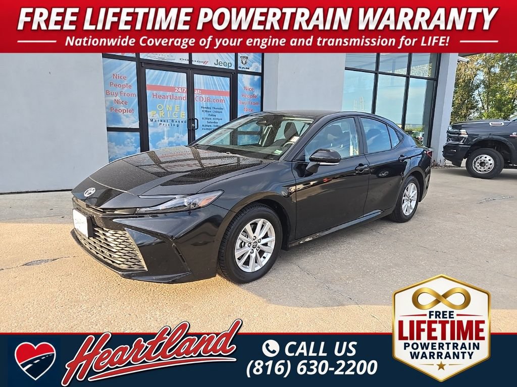 Used 2025 Toyota Camry LE FWD image 1