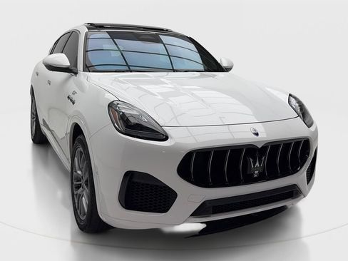 Used 2023 Maserati Grecale GT AWD/4WD image 2