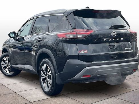 Used 2023 Nissan Rogue SV w/ SV Premium B Package image 11