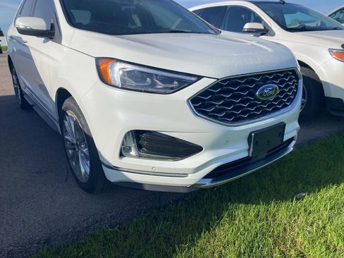 Used 2020 Ford Edge Titanium w/ Equipment Group 301A image 3