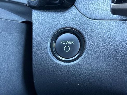 Used 2025 Toyota Camry LE FWD image 25