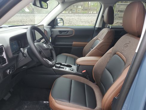 New 2026 Ford Bronco Sport Outer Banks AWD/4WD image 13