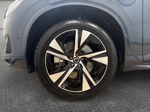 Used 2022 Volvo XC90 T8 R-Design AWD/4WD image 21