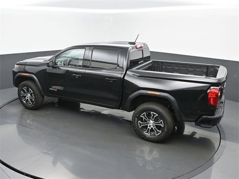 New 2025 GMC Canyon AT4 image 40