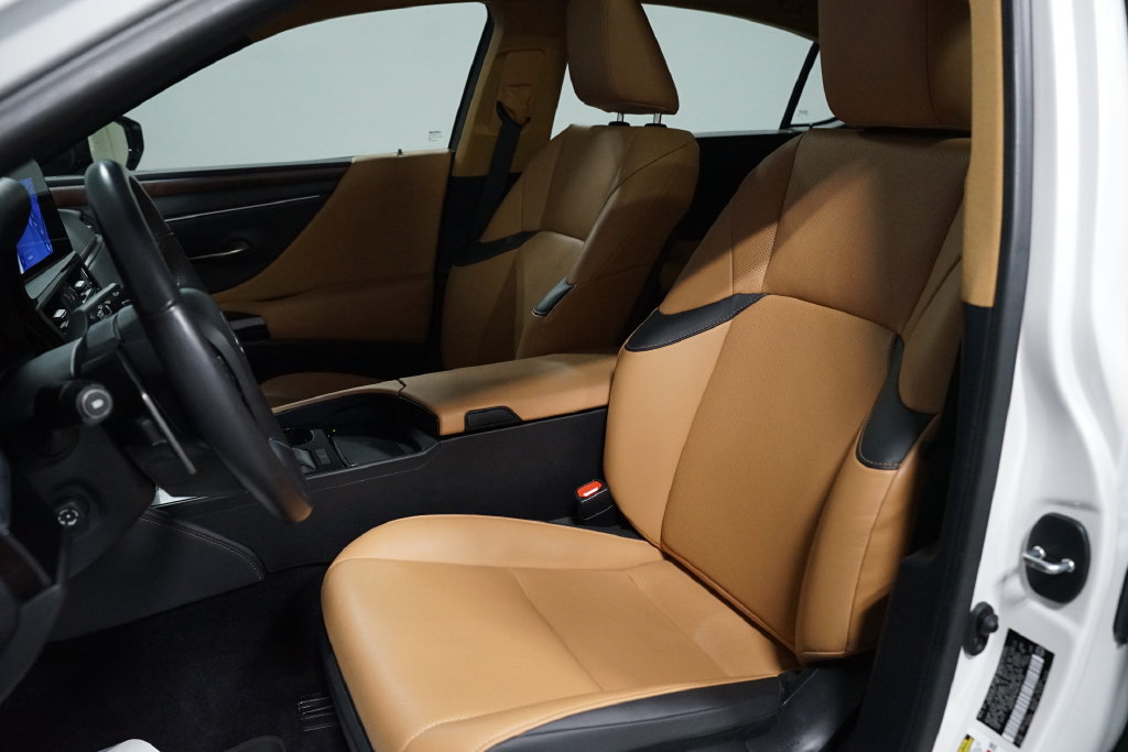 Used 2024 Lexus ES 350 w/ Premium Package FWD image 26