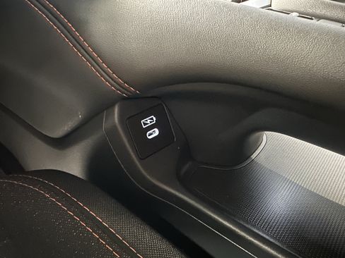 Used 2025 Honda HR-V Sport image 17