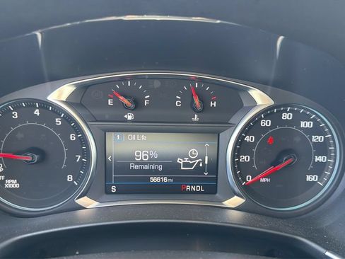 Used 2024 Chevrolet Equinox LT FWD image 11