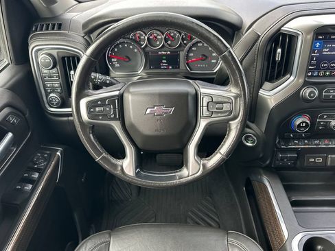Used 2020 Chevrolet Silverado 1500 LT Trail Boss AWD/4WD image 15